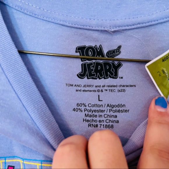 NWT Tom & Jerry Graphic Crop Top - Picture 5 of 7